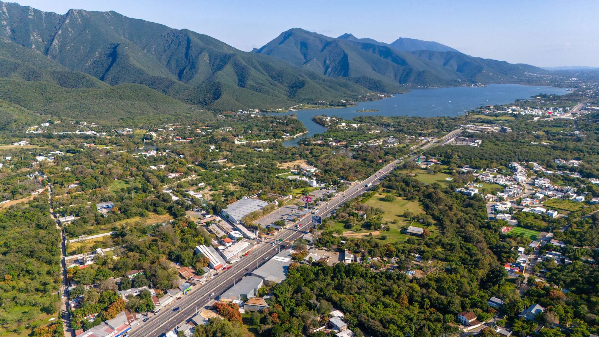Vista aérea de Santiago, Nuevo León